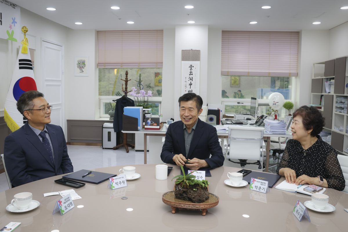 서초구청-서초복지돌봄재단-실란트로(주) 업무협약